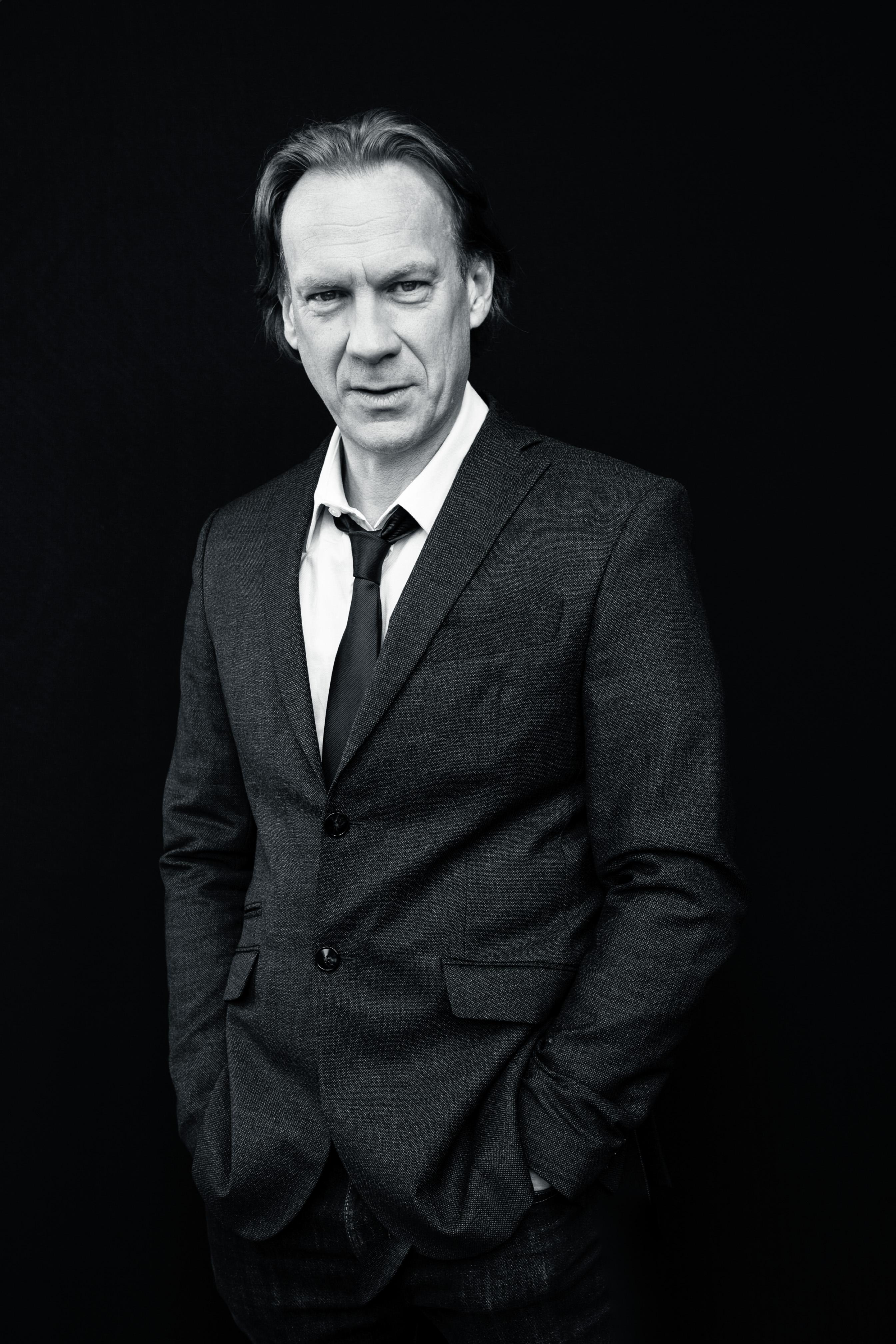 Shaun Dingwall image