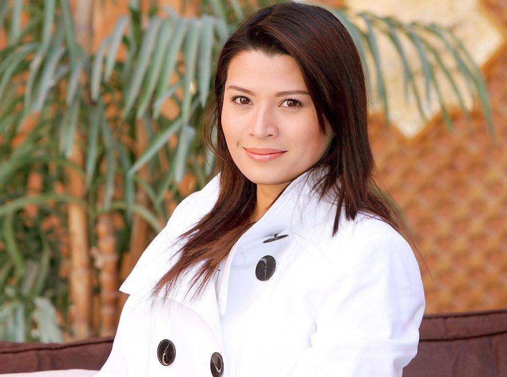 Mylene Dizon image