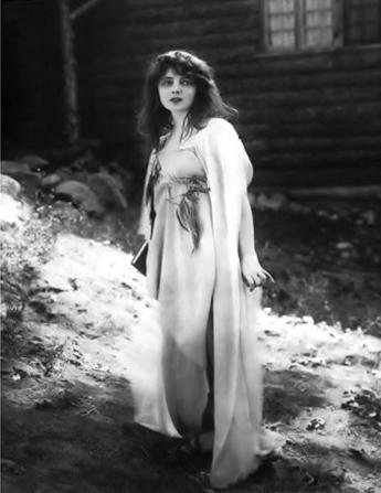 Marie Doro image