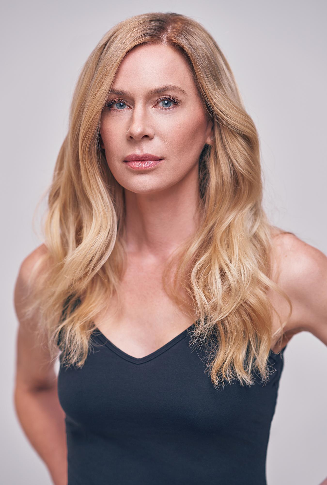 Anne Dudek image