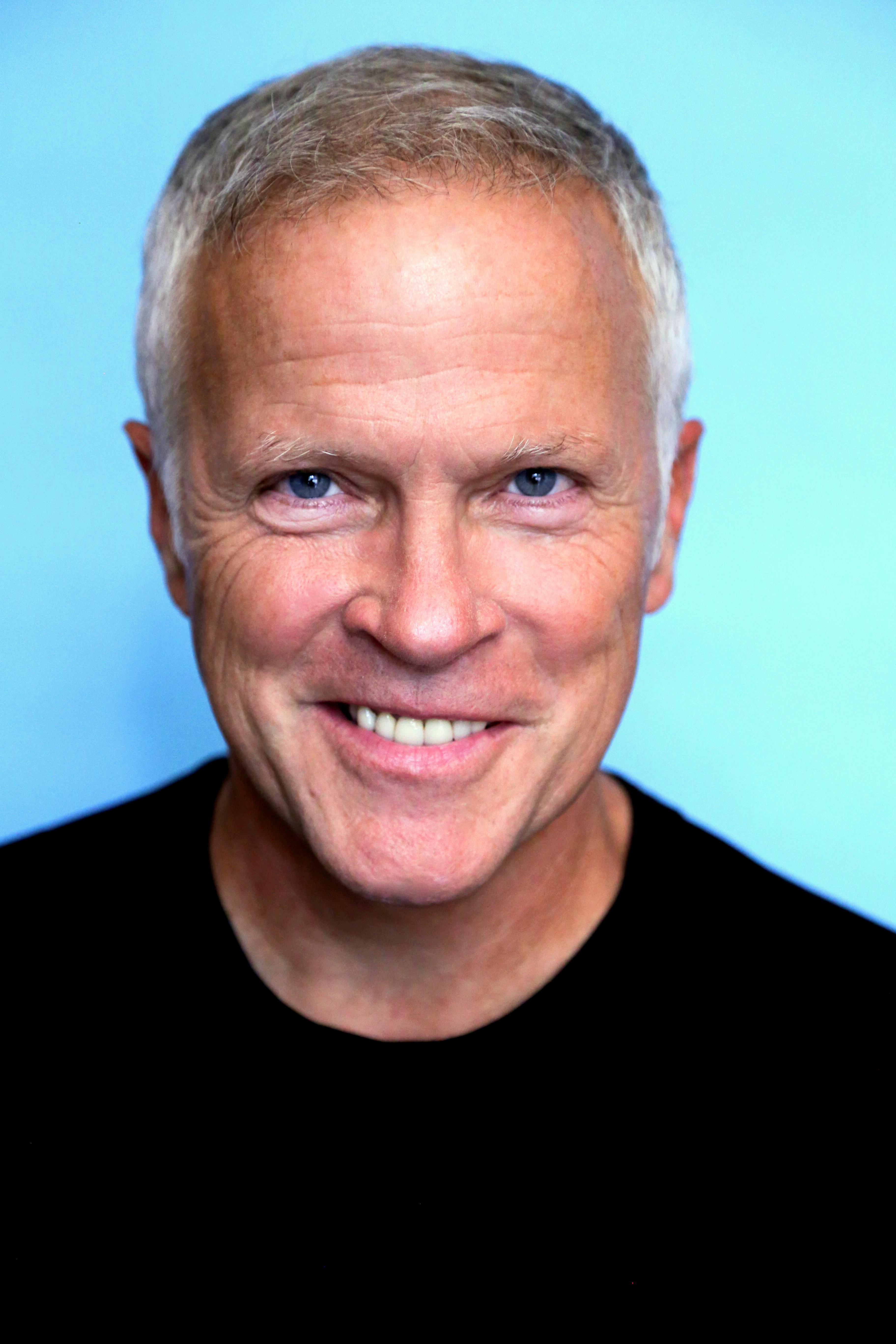 Bil Dwyer image
