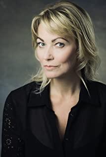 Terri Dwyer image