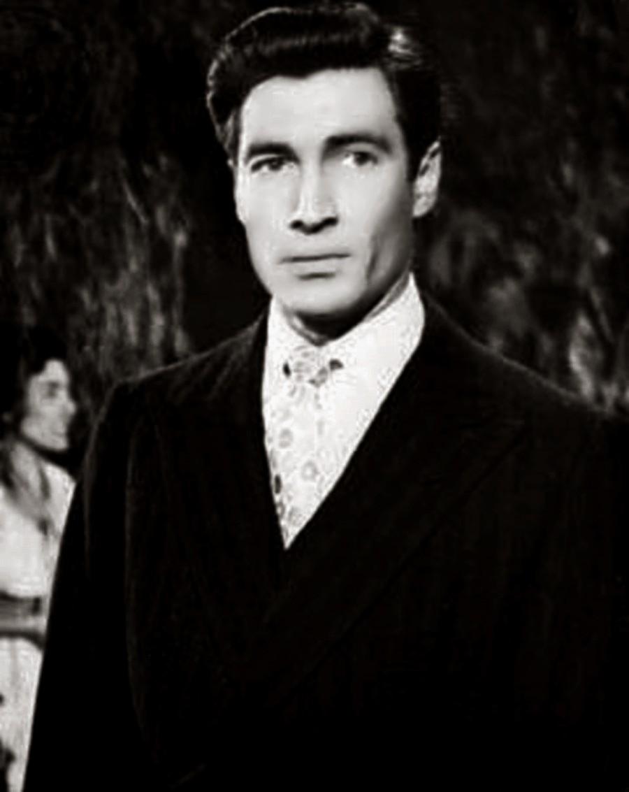 Luis Dávila image