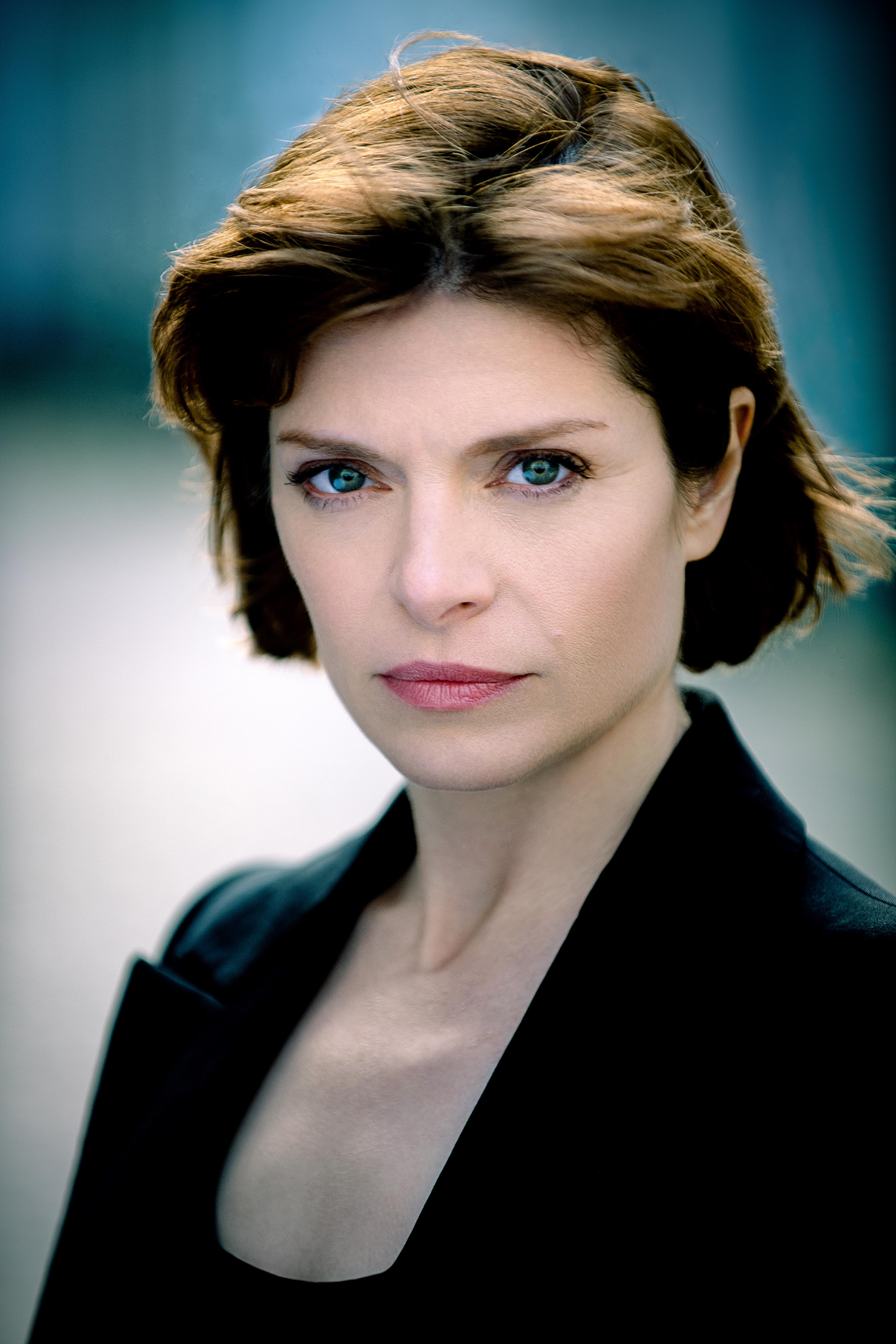 Gretchen Egolf image