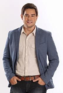 Gabby Eigenmann image
