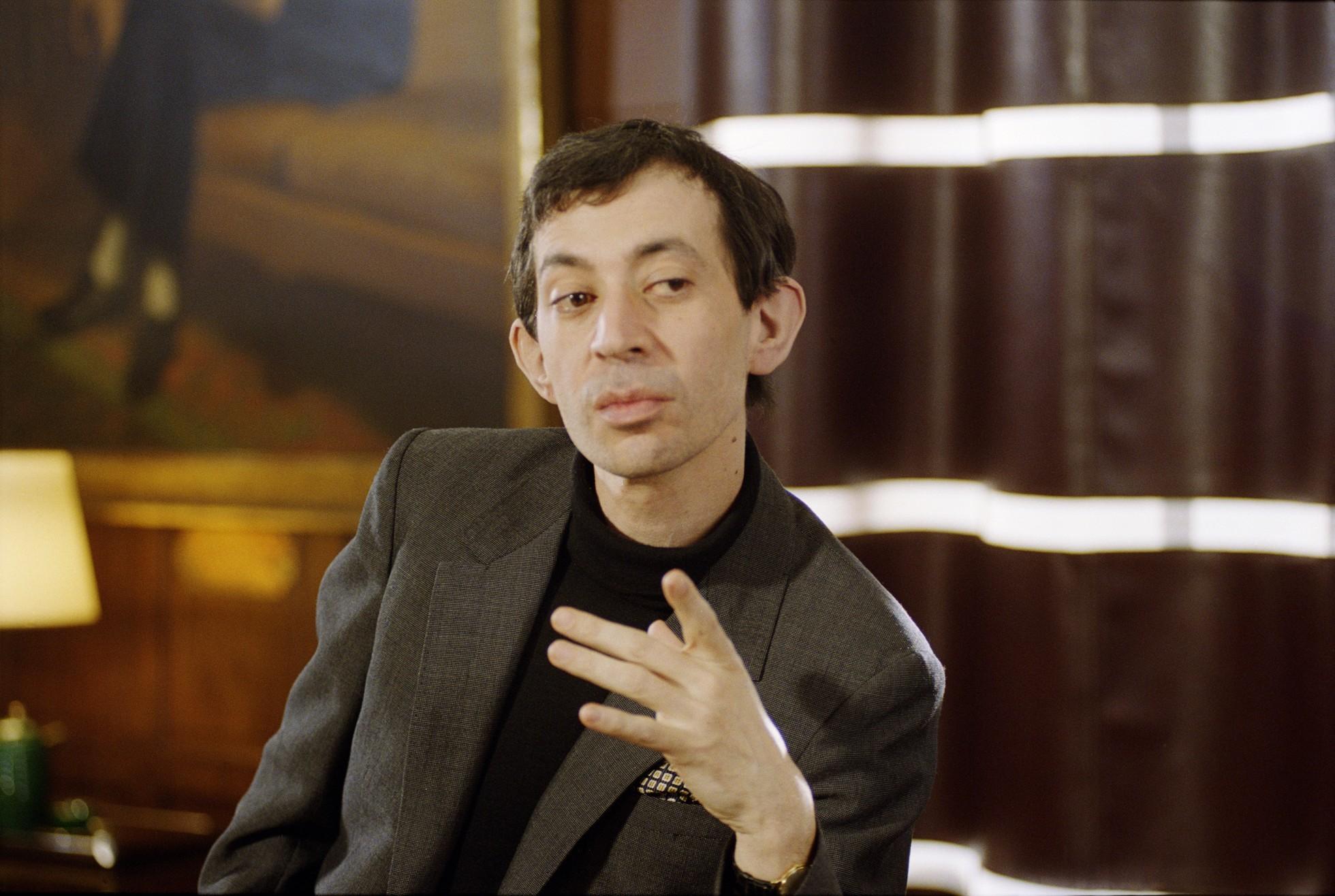 Eric Elmosnino image