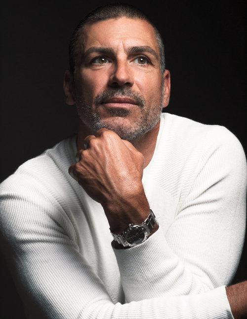 Eric Etebari image