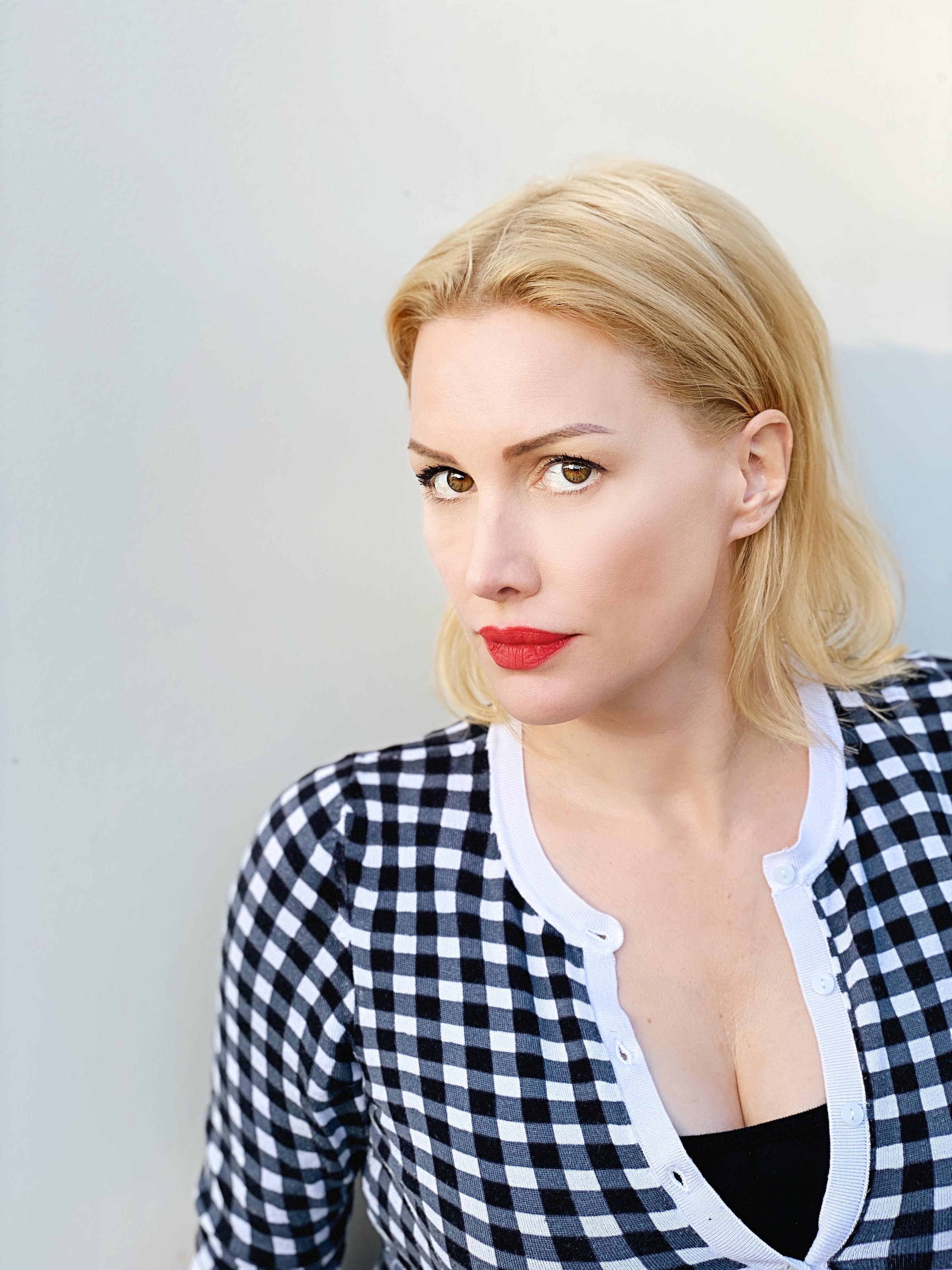 Alice Evans image