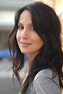 Renee Faia image