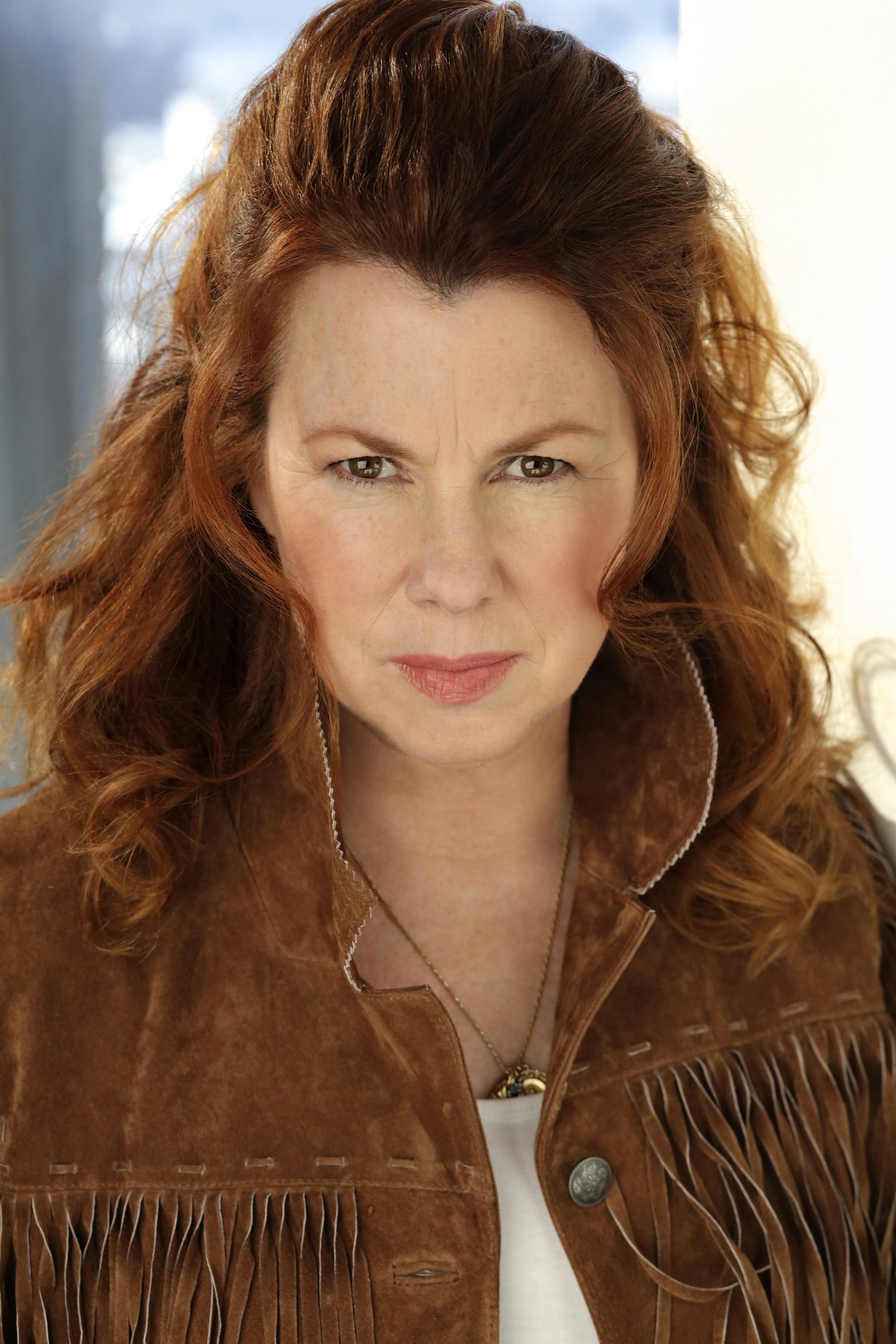 Siobhan Fallon Hogan image