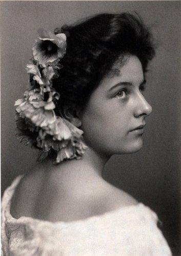 Geraldine Farrar image