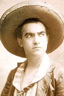 E.L. Fernandez image
