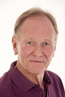 Douglas Fielding image