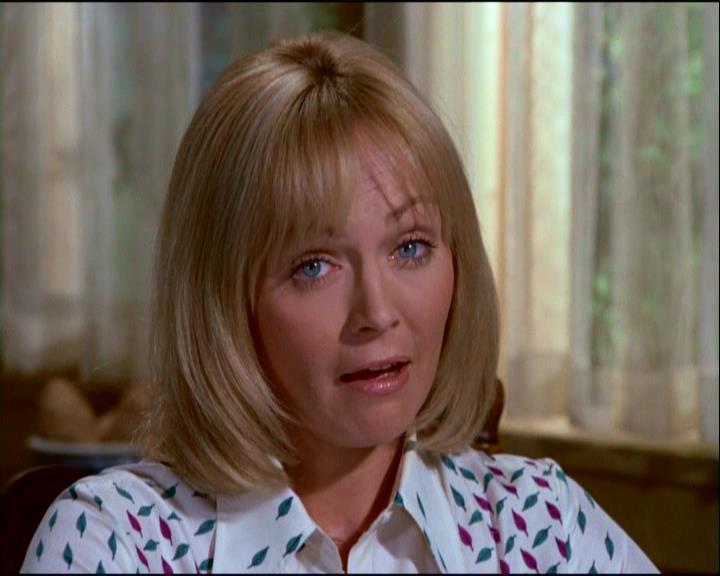 Linda Foster image
