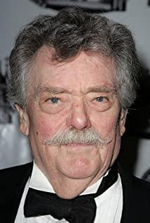 Bernard Fox image