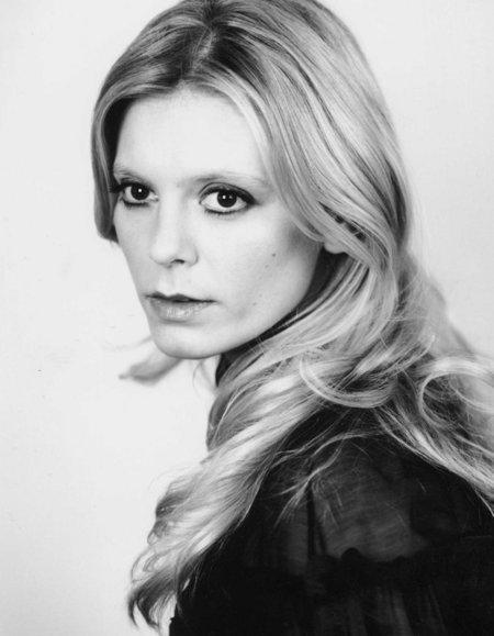Emilia Fox image