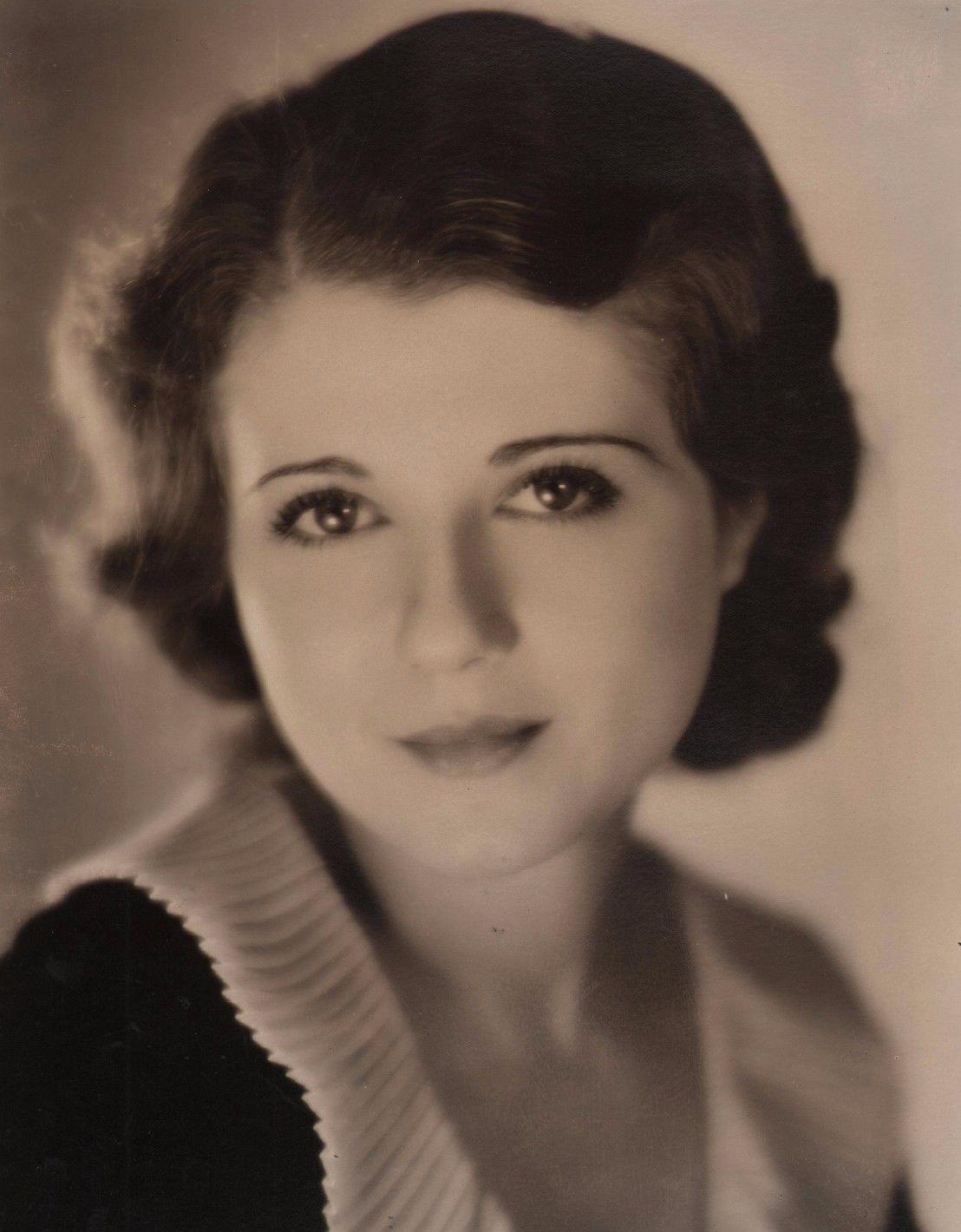 Sidney Fox image