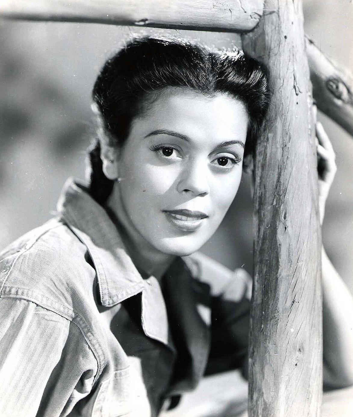 Fely Franquelli image