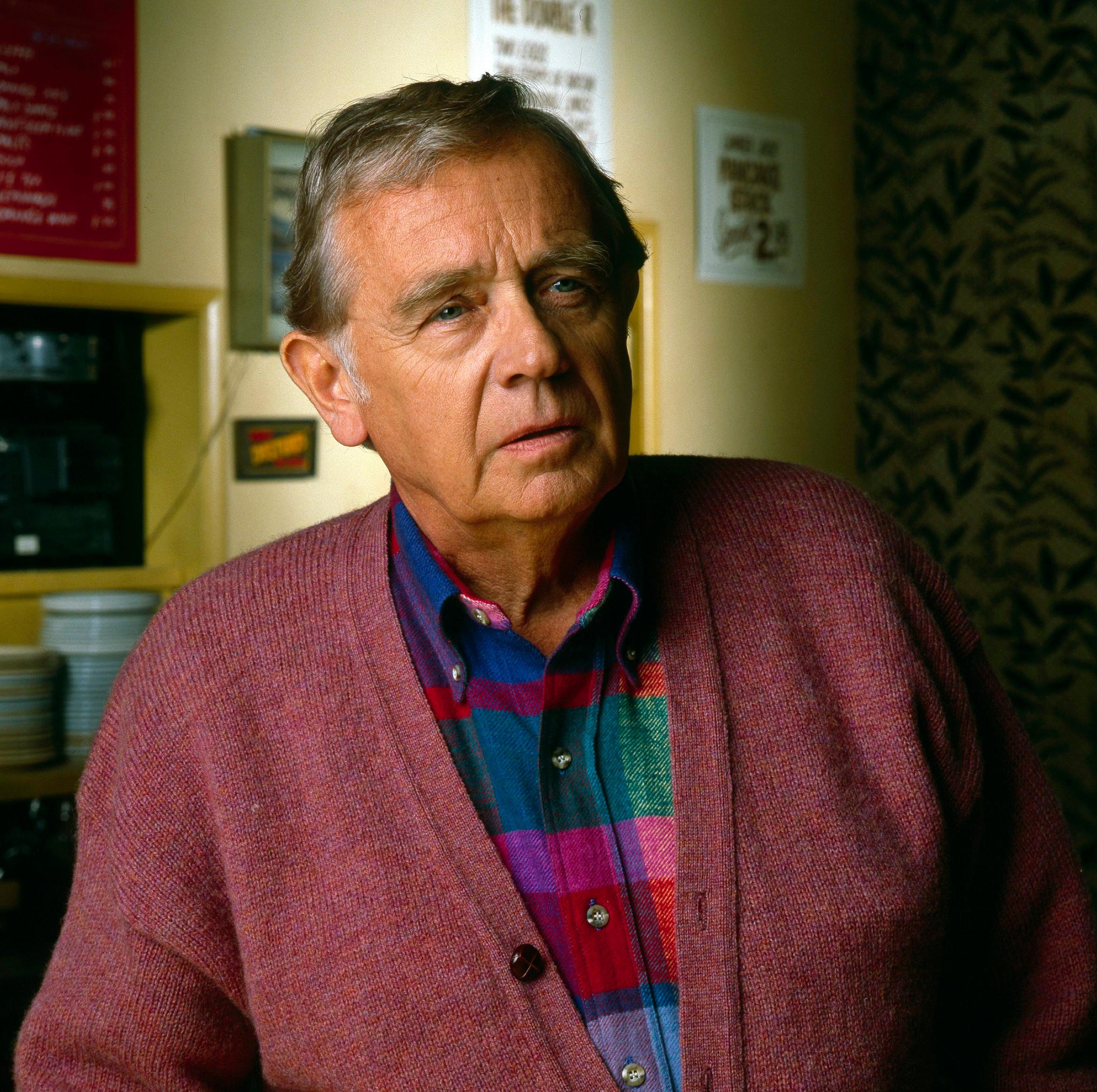 Warren Frost image