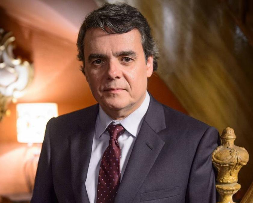 Cássio Gabus Mendes image