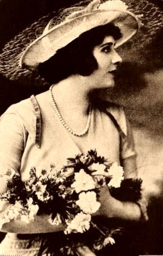 Edna Goodrich image