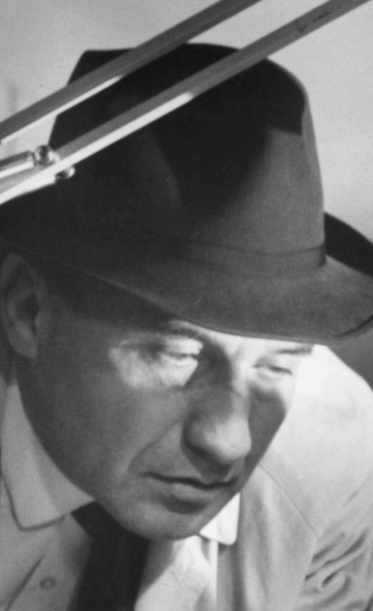 Walter Gotell image