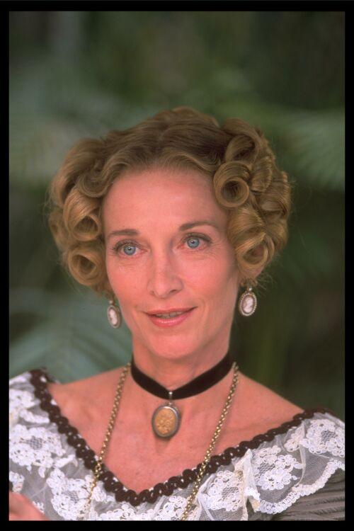 Janet-Laine Green image
