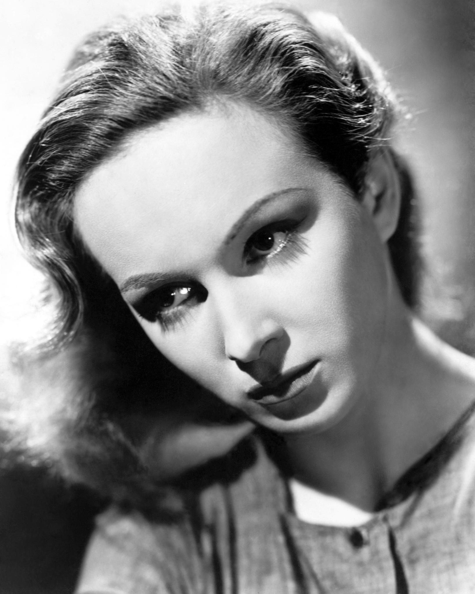 Joan Greenwood image