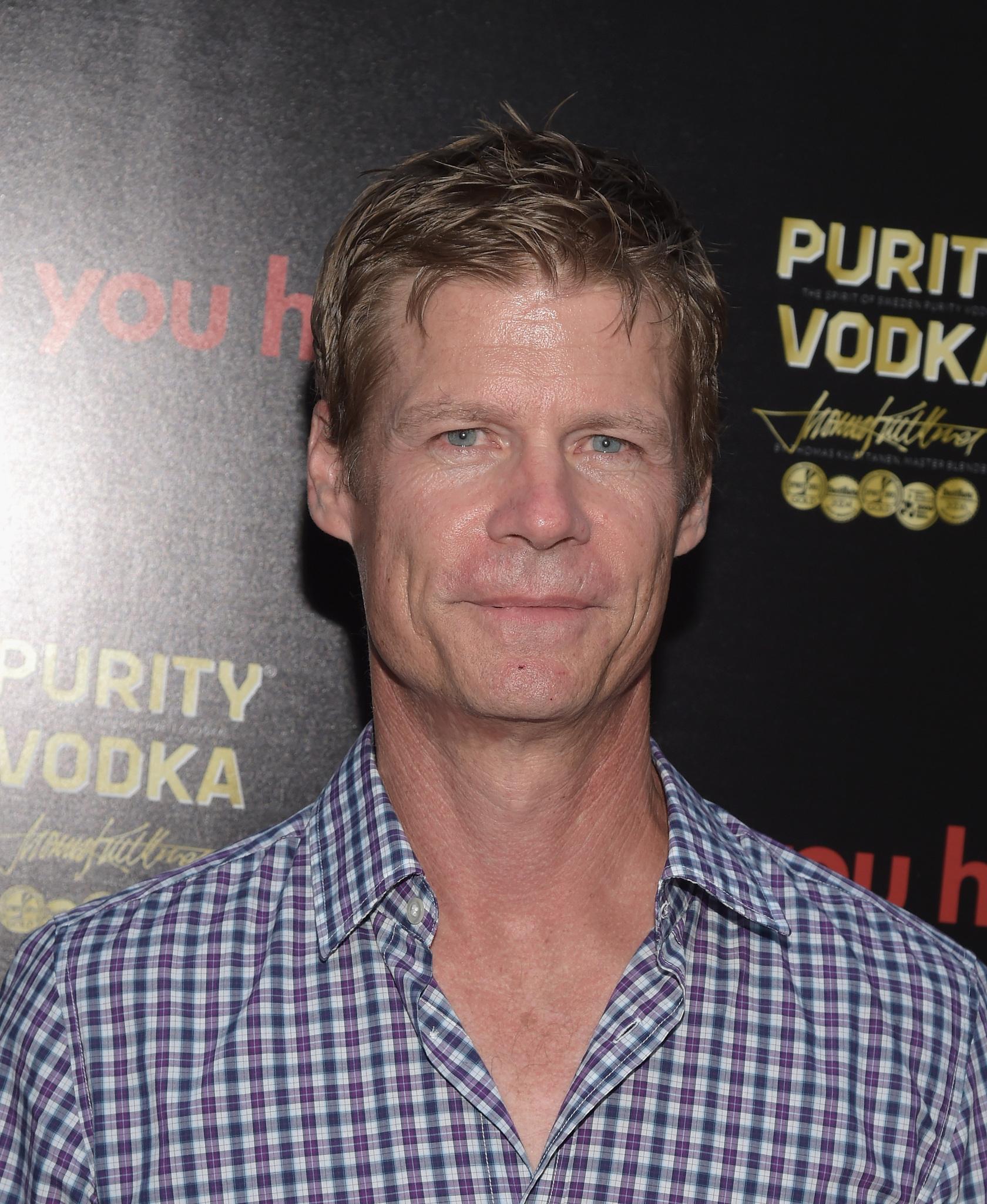Joel Gretsch image