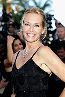 Estelle Lefébure image