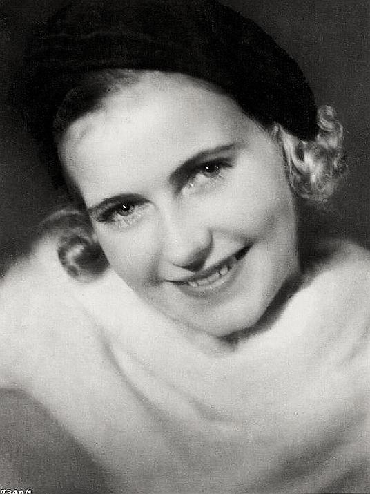 Karin Hardt image