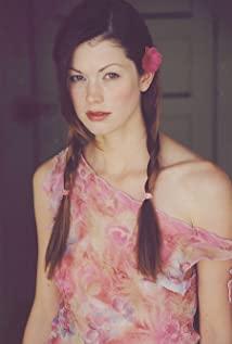 Emily Harrison image