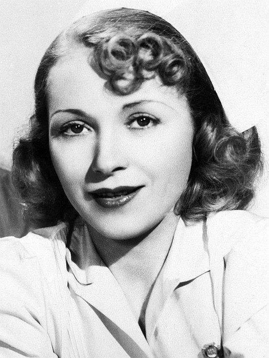 Bernadene Hayes image