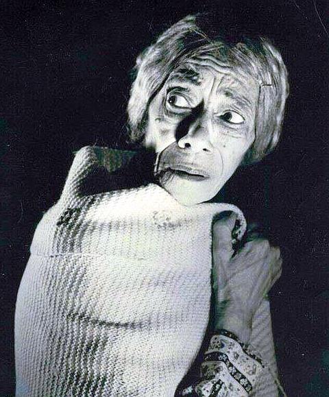 Estelle Hemsley image