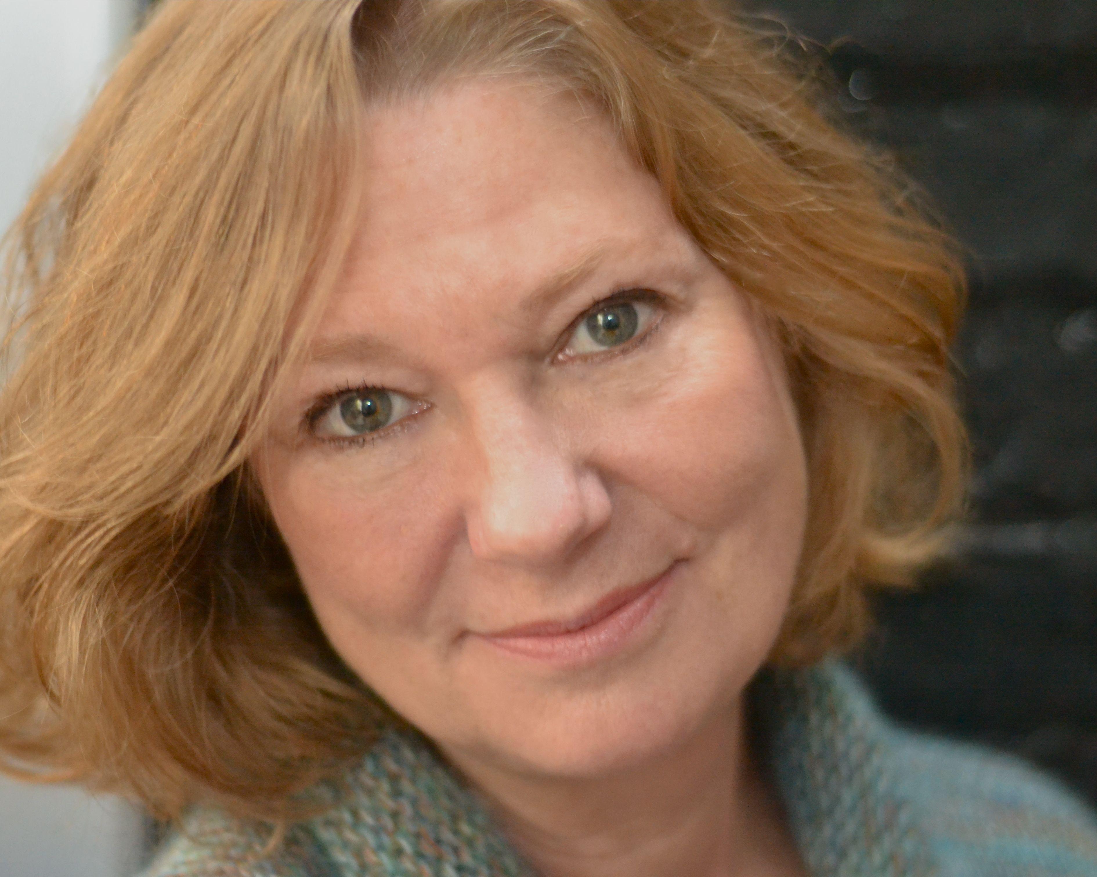Deborah Hedwall image