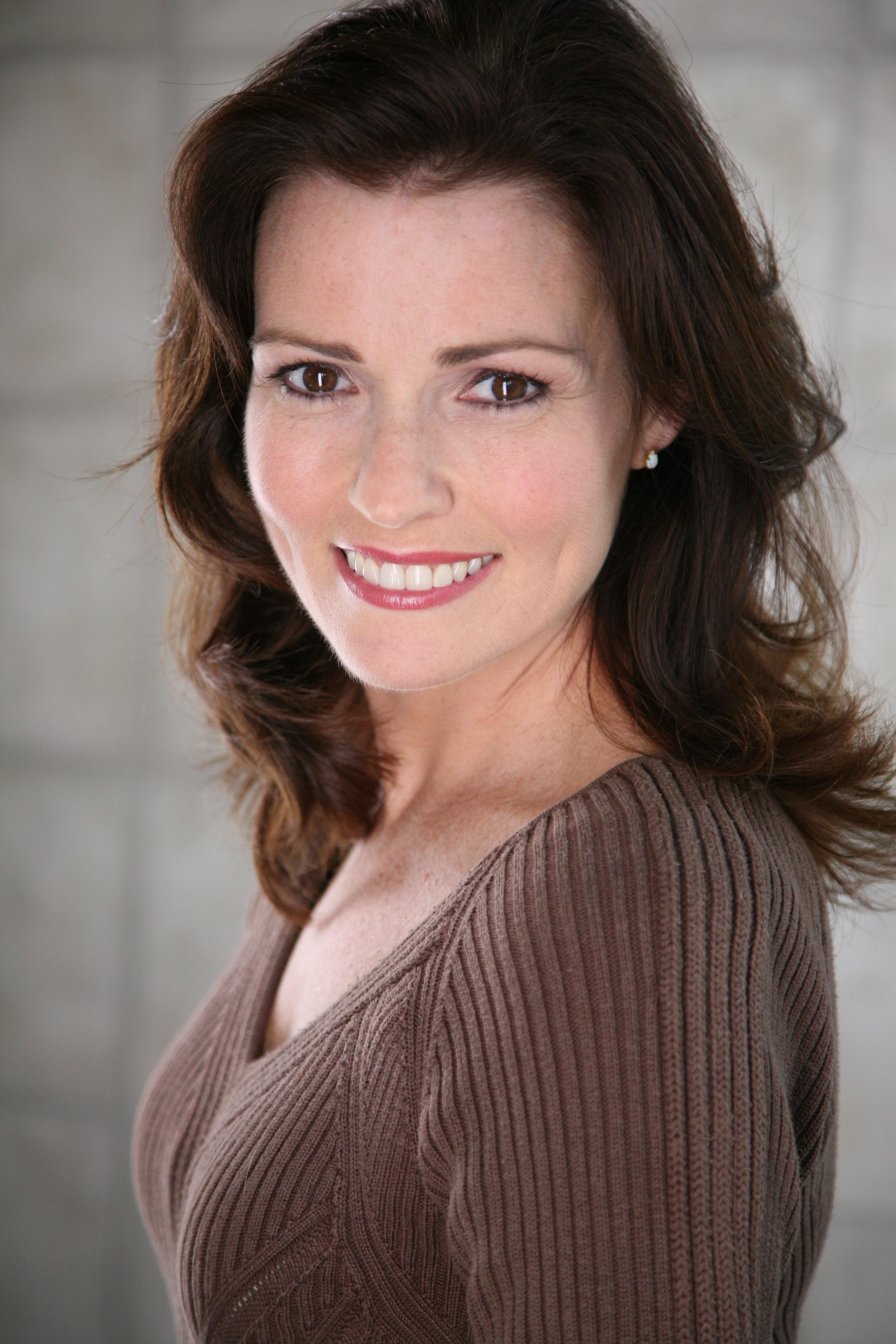 Elisa Heinsohn image