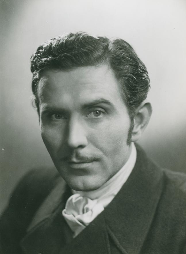 Erik Hell image
