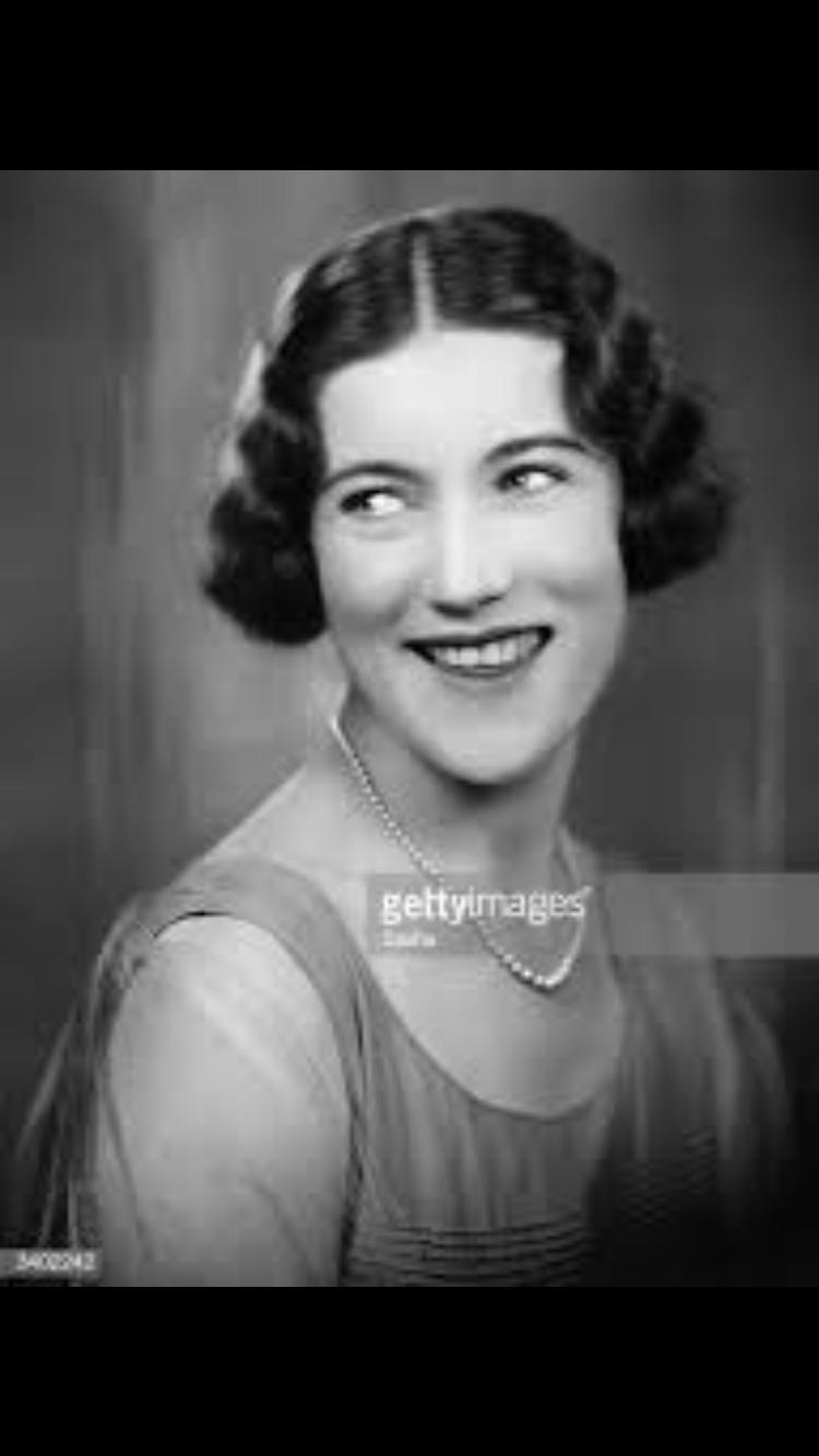 Joan Henley image