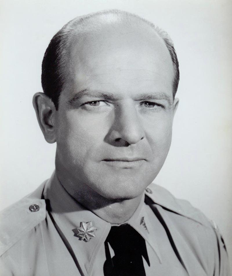Alan Hewitt image