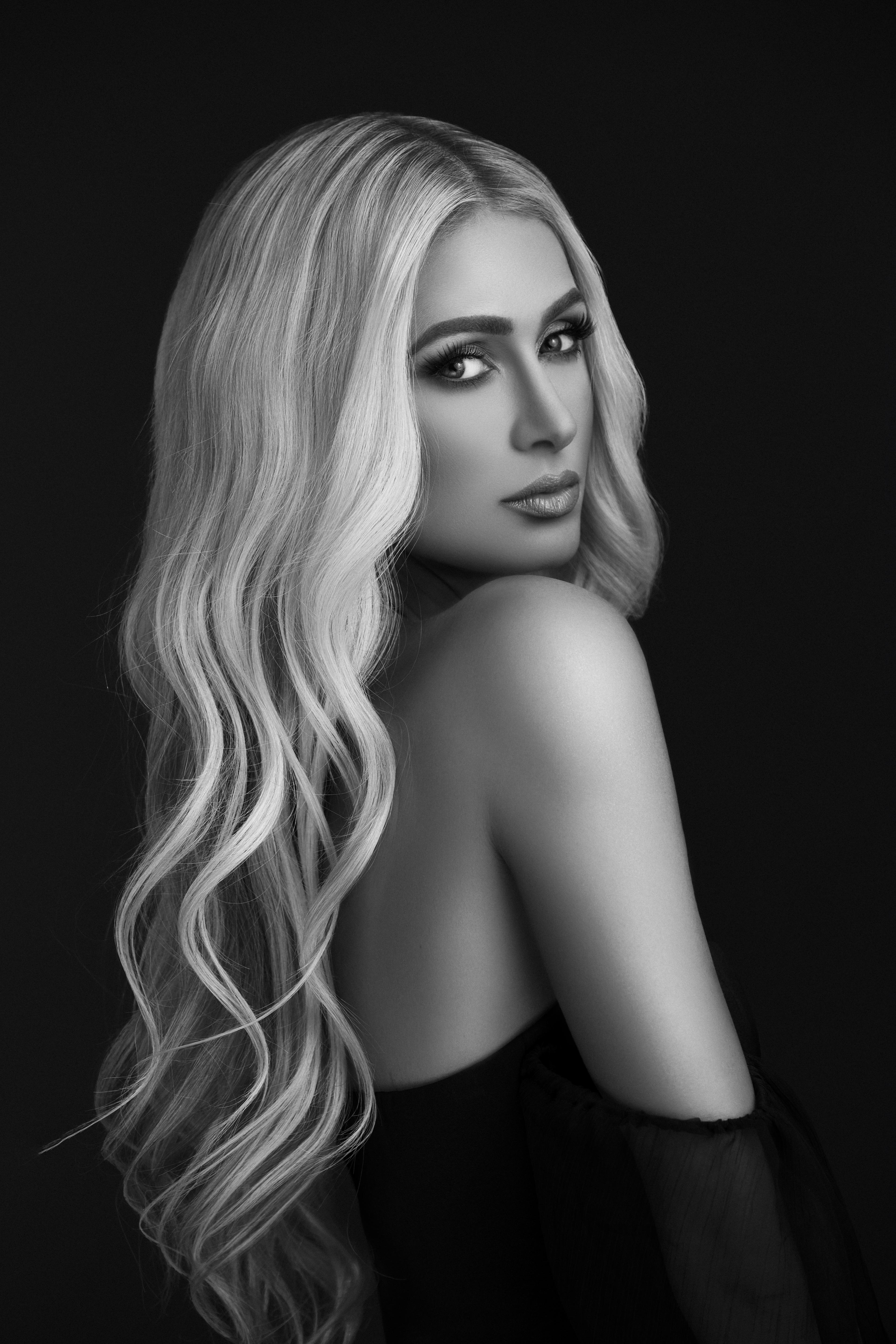 Paris Hilton image