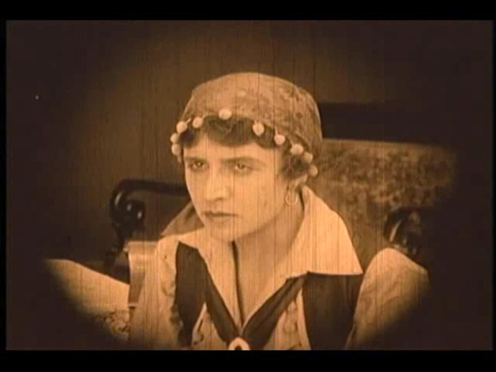 Edna Holland image