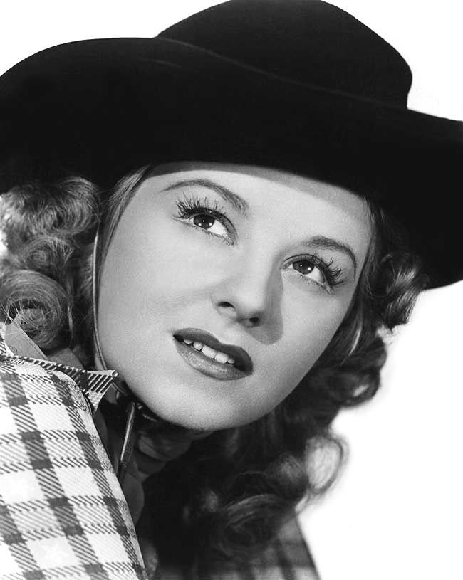 Jennifer Holt image