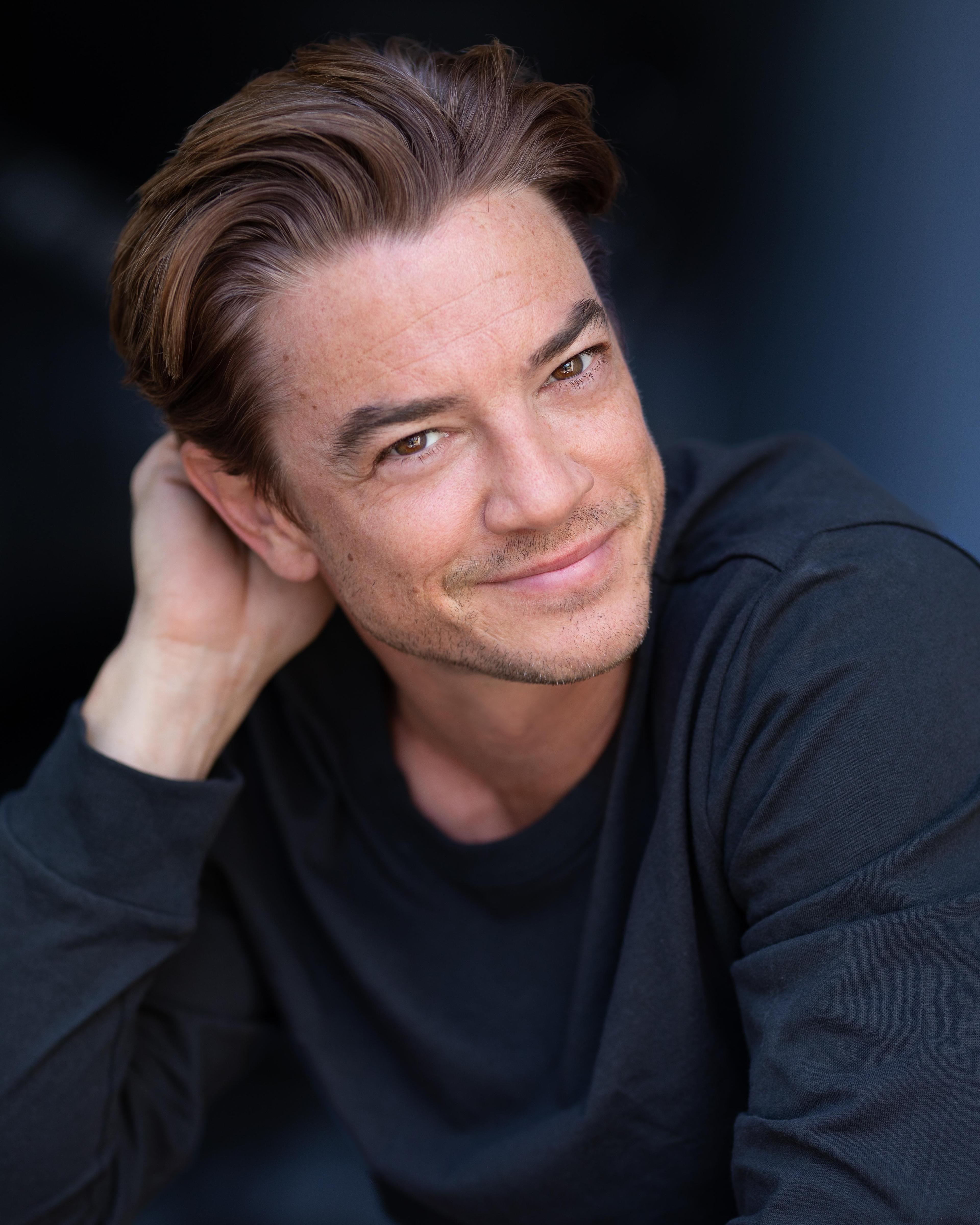 Craig Horner image