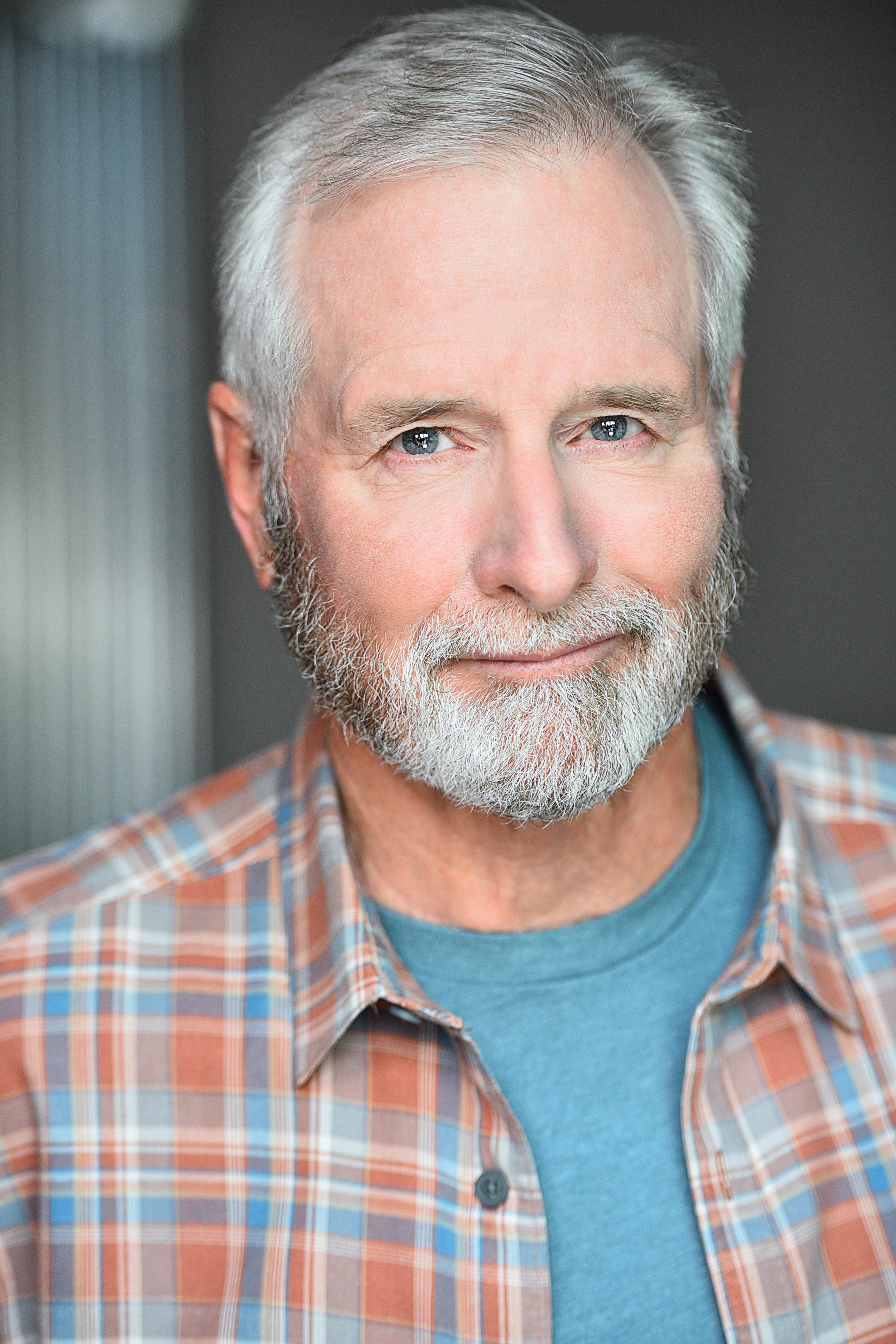 Stephen Howard image