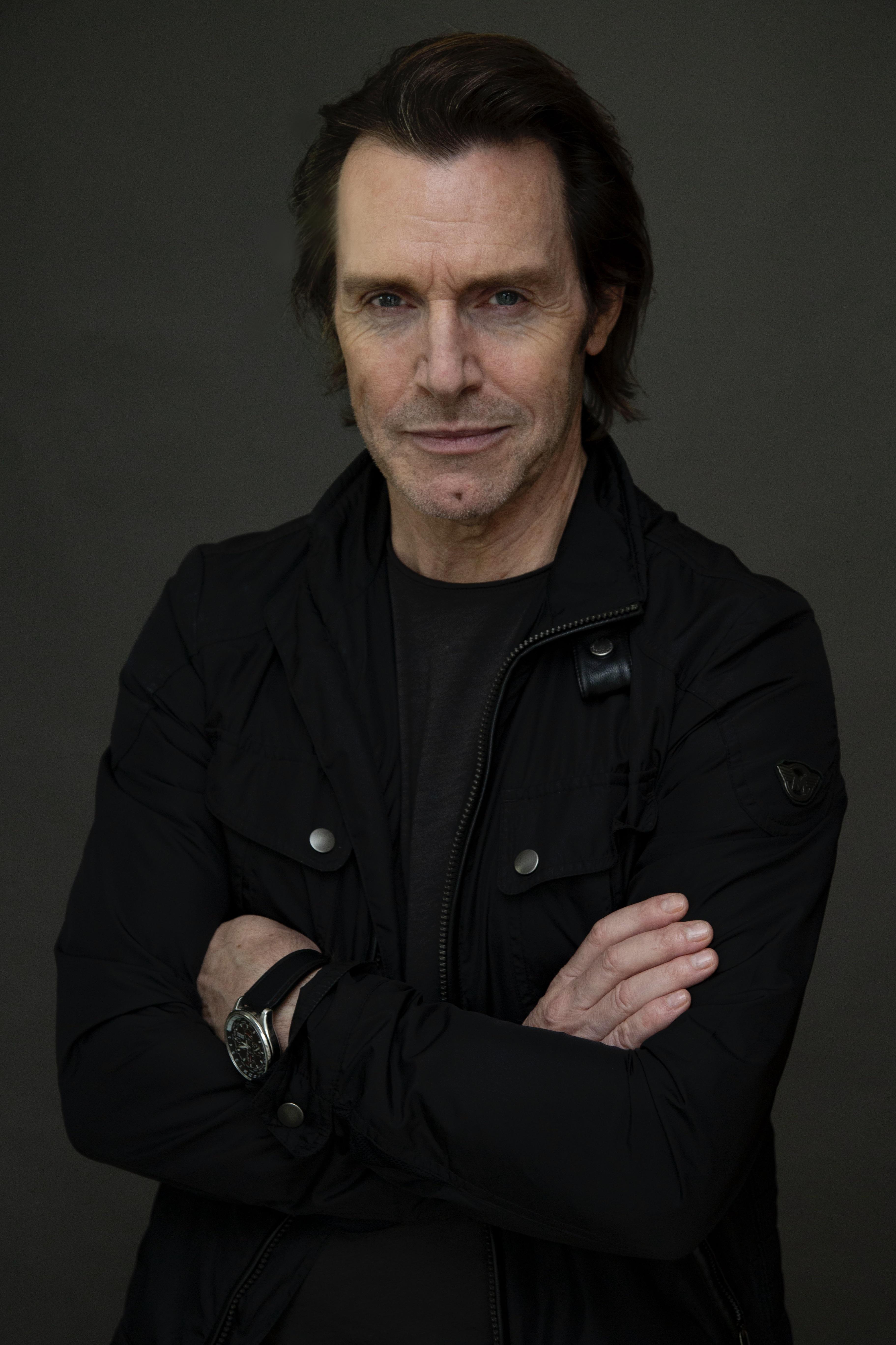 Kevin Howarth image