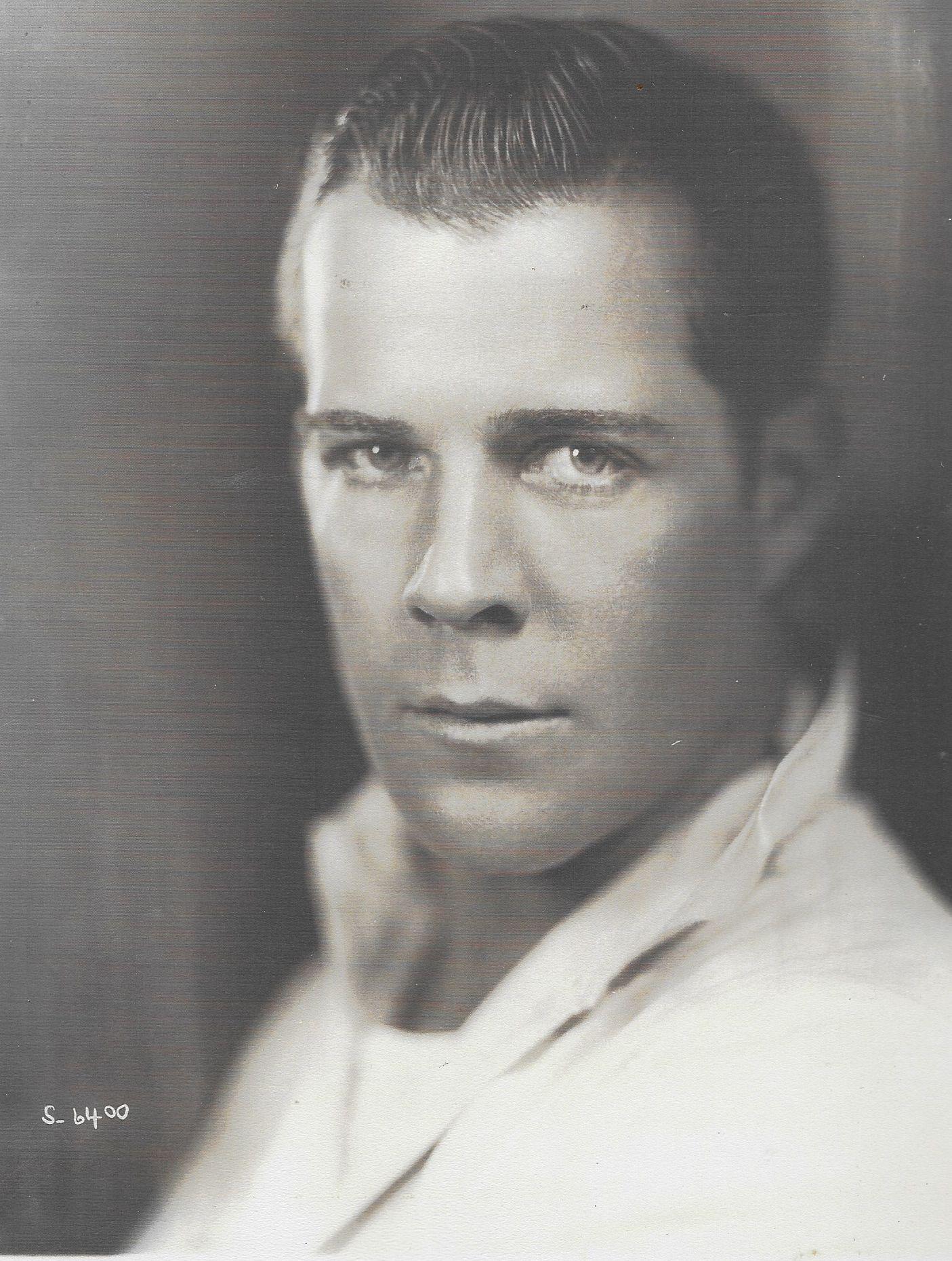 Reed Howes image