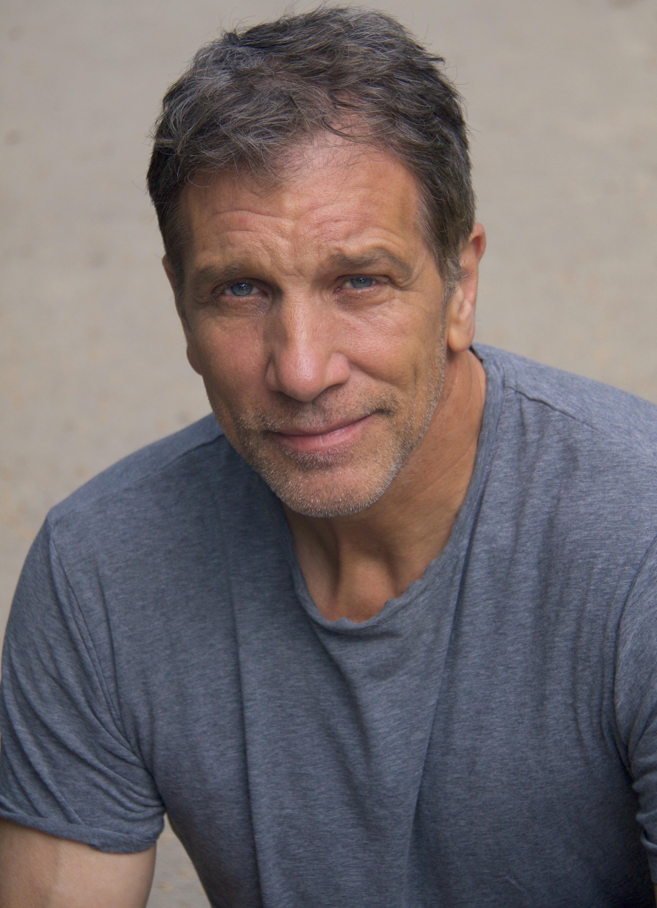 Gary Hudson image