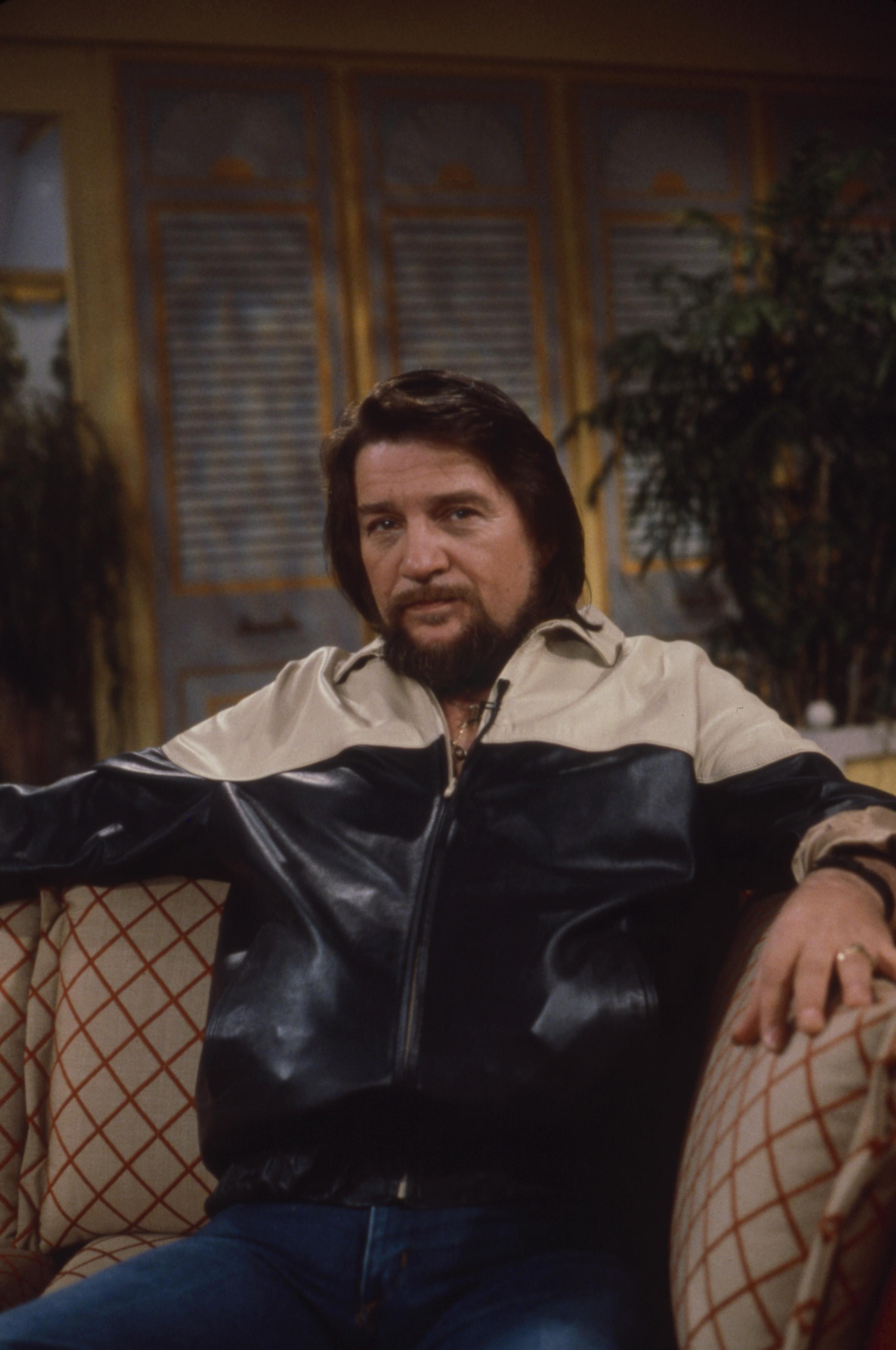 Waylon Jennings image