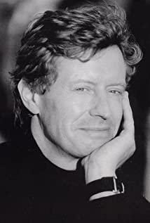 Dominic Jephcott image