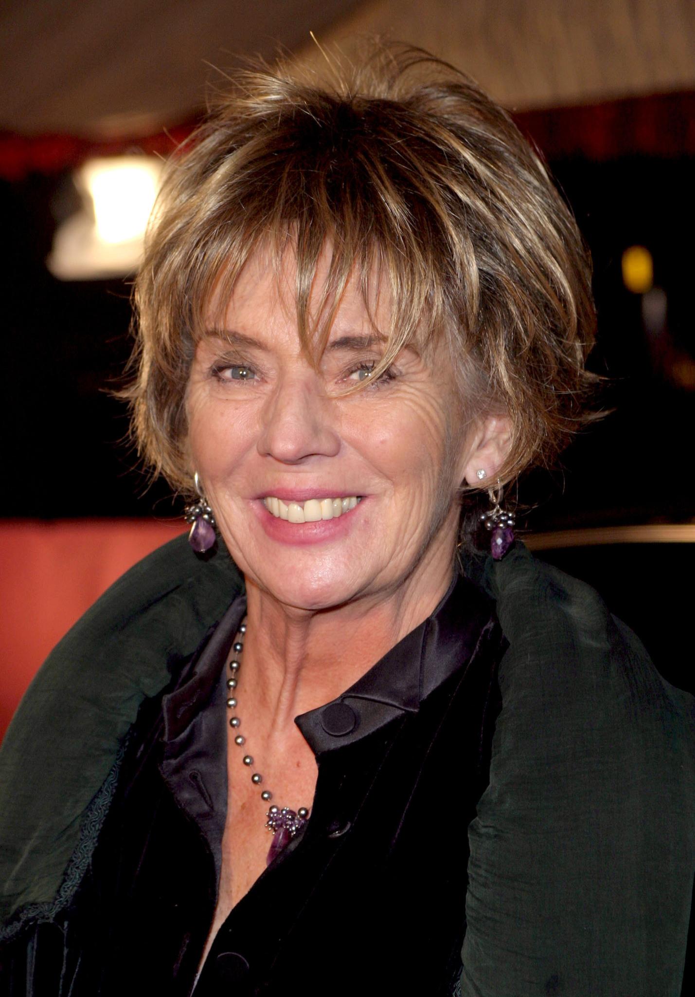 Sue Johnston image